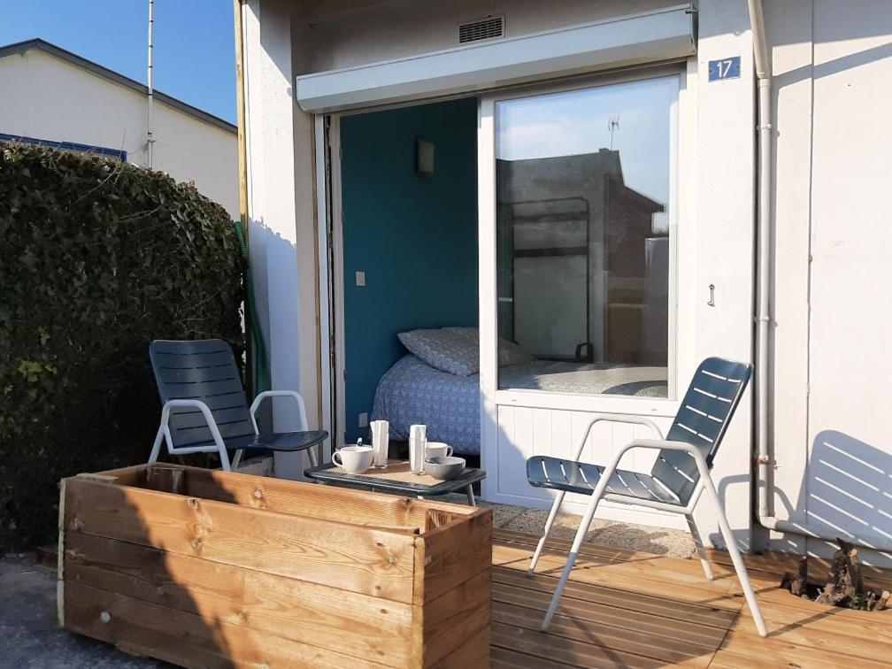Les Heures Tranquilles - Vue Mer - 50M De La Plage Saint-Come-de-Fresne Exterior photo
