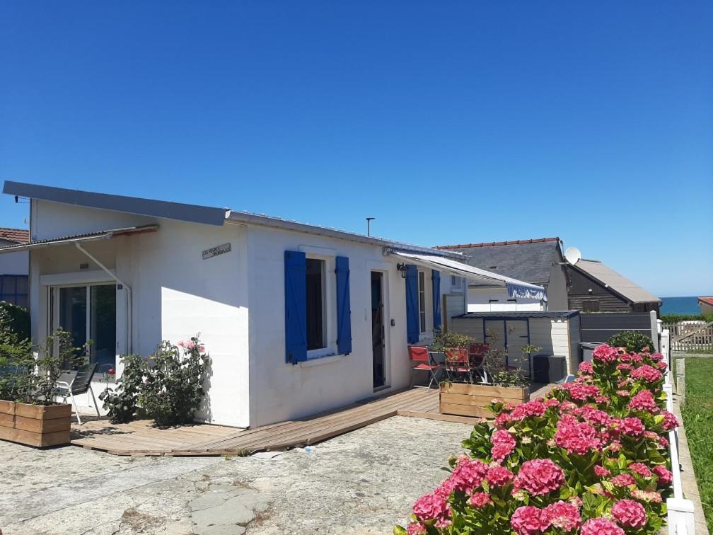 Les Heures Tranquilles - Vue Mer - 50M De La Plage Saint-Come-de-Fresne Exterior photo